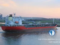 Tàu chở dầu/hóa chất để bán