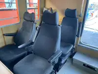 Tàu dẫn đường để bán