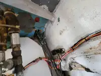 Tàu kéo lưới để bán