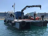 Tàu làm việc để bán