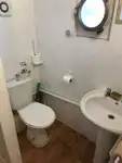 Tàu nạo vét để bán
