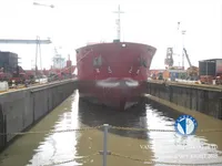 Tàu chở dầu/hóa chất để bán