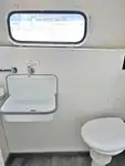 Tàu du lịch để bán