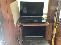 Tàu kéo lưới để bán