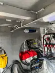 Tàu cứu hộ để bán
