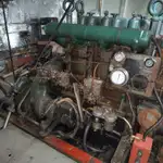 Tàu du lịch để bán