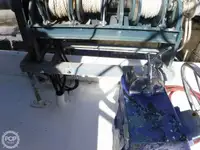 Tàu kéo lưới để bán