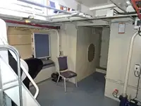 Tàu du lịch để bán