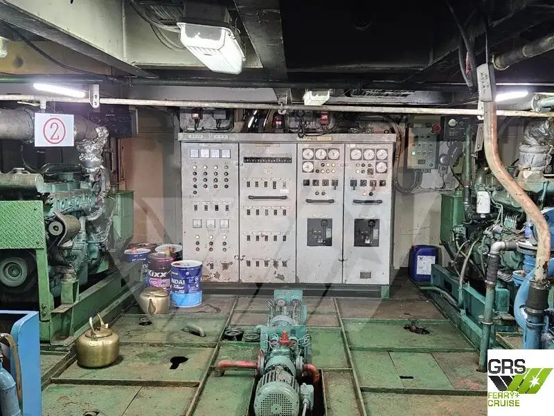 Tàu đổ bộ, chở hàng để bán