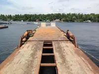 Sà lan để bán
