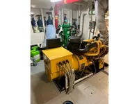 Tàu kéo để bán