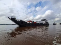 Tàu đổ bộ, chở hàng để bán
