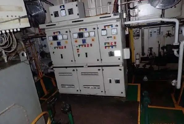 Tàu đổ bộ, chở hàng để bán
