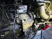 Tàu kéo lưới để bán
