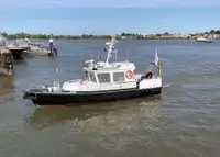 Thuyền tuần tra rao bán