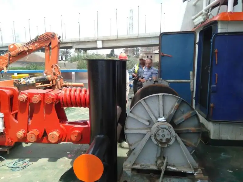 Tàu cung cấp để bán