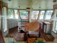 Tàu kéo để bán