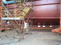 Tàu kéo để bán