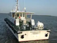 Tàu dẫn đường để bán