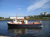 Tàu chở khách để bán