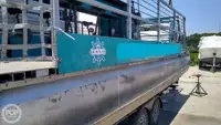 Tàu container để bán
