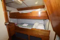 Tàu đánh cá để bán