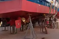 Tàu phà để bán