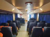 Tàu phà để bán