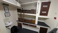 Tàu khảo sát để bán