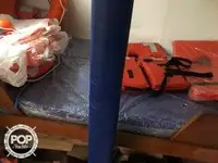 Tàu cung cấp để bán