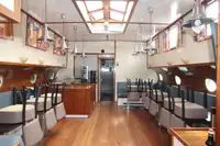 Sà lan để bán