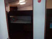 Tàu kéo để bán