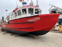 Tàu làm việc để bán