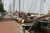 Khách sạn nổi để bán