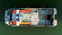 Tàu container để bán