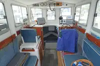 Thuyền làm việc rao bán