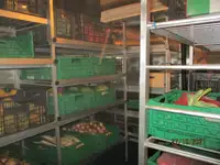 Tàu lạnh để bán