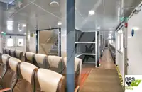 Tàu du lịch để bán