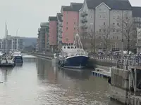 Trawler rao bán