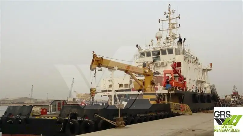 Tàu hỗ trợ lặn để bán