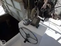 Tàu kéo lưới để bán