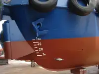 Tàu làm việc để bán