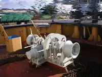 Tàu kéo để bán