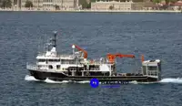 Tàu đánh bắt cá bằng lưới vây để bán