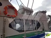 Sà lan chở người để bán