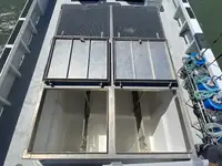 Tàu câu dài để bán