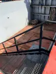 Tàu làm việc để bán
