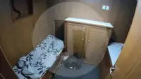 Tàu kéo lưới ngang để bán