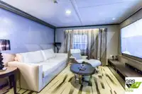 Tàu du lịch để bán