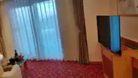 Tàu du lịch để bán